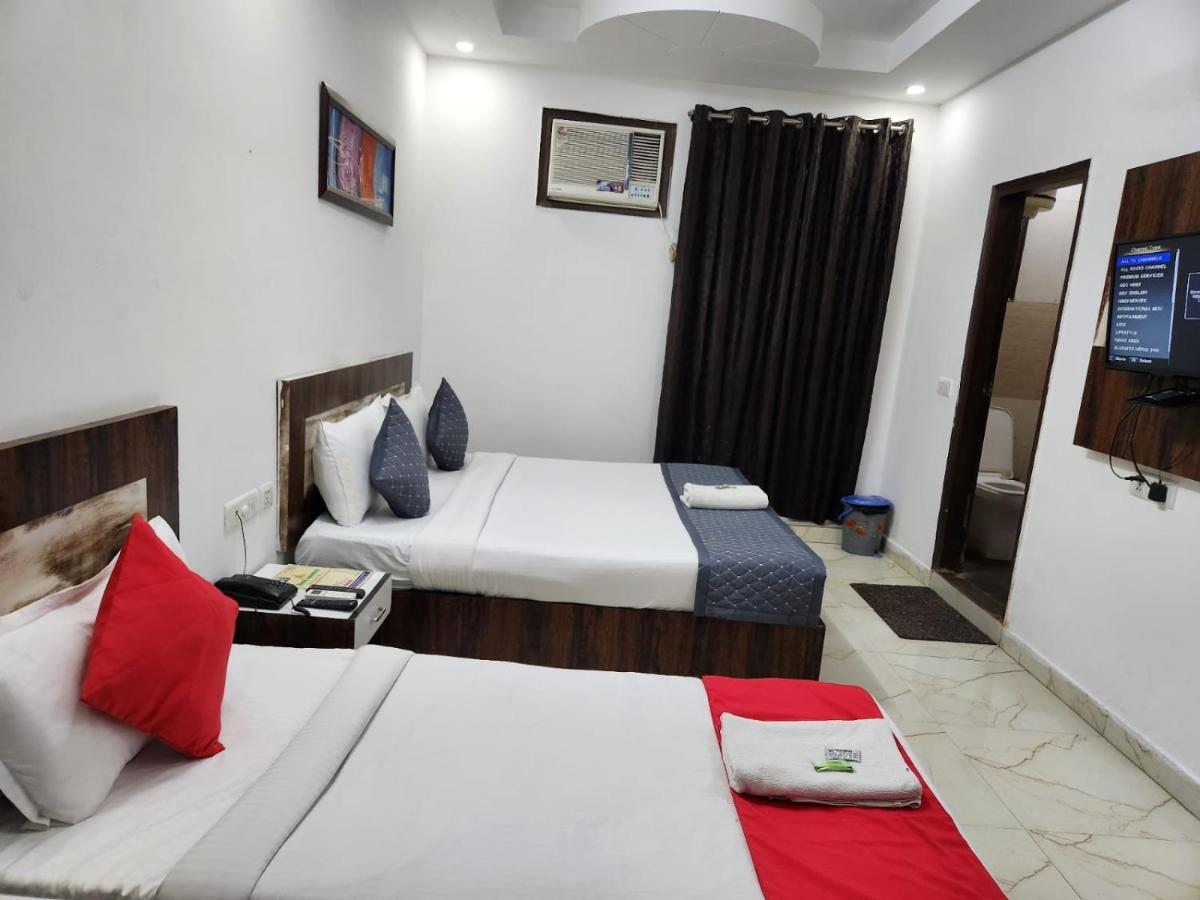 Hotel Clayton Near Igi Airport Delhi Nowe Delhi Zewnętrze zdjęcie
