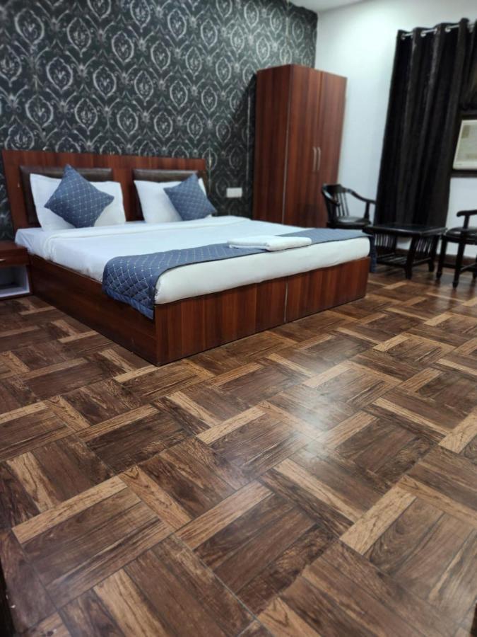 Hotel Clayton Near Igi Airport Delhi Nowe Delhi Zewnętrze zdjęcie