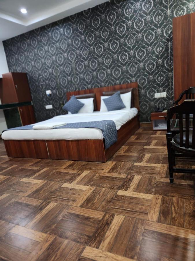 Hotel Clayton Near Igi Airport Delhi Nowe Delhi Zewnętrze zdjęcie